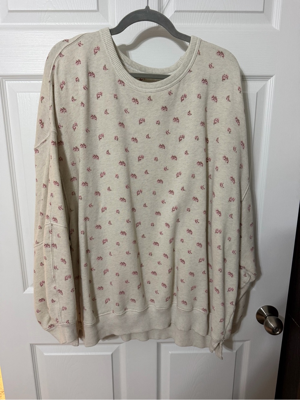 Aerie Cream Floral Print Women's Sweatshirt size xl